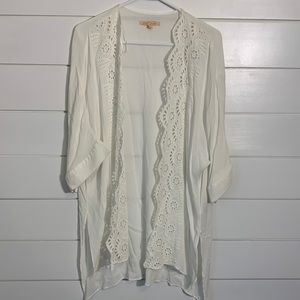 Gibson Latimer White Kimono
